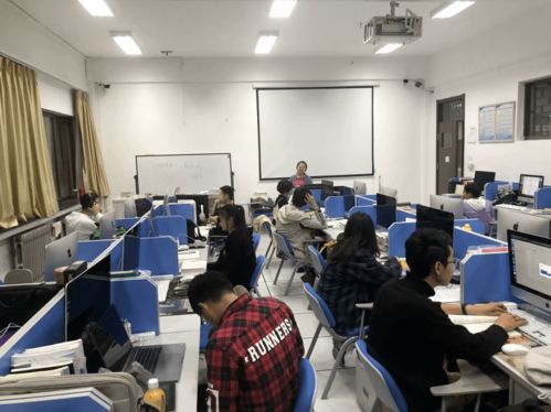 絢爛繁茂的圖靈花園——記2018級(jí)創(chuàng)新實(shí)驗(yàn)班計(jì)算機(jī)技術(shù)開發(fā)之旅